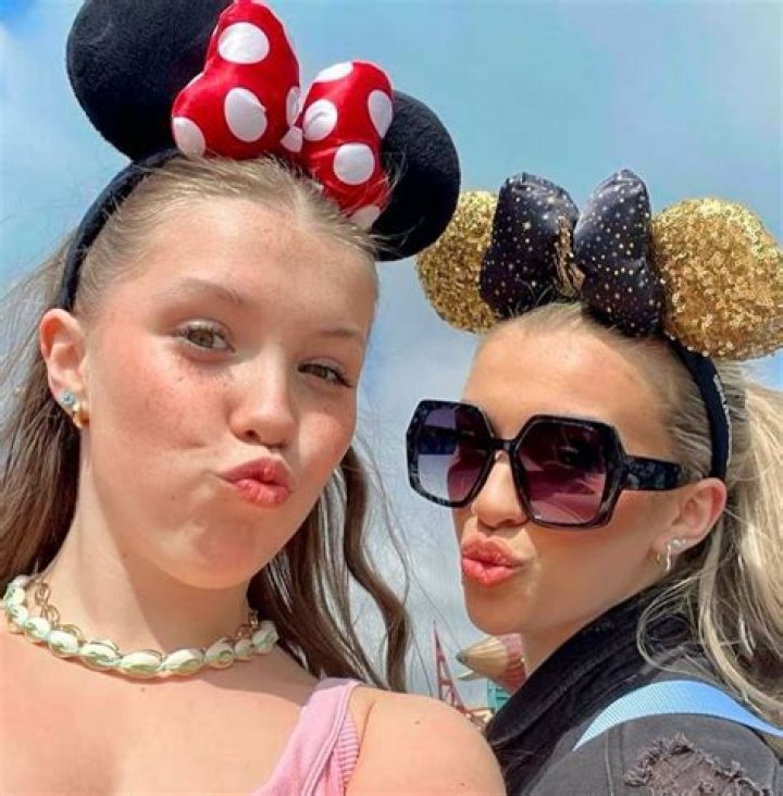 Zeus Marsh Wikipedia, Biography, Height, Age, Instagram, TikTok, Girlfriend. Grace and Zeus YouTube