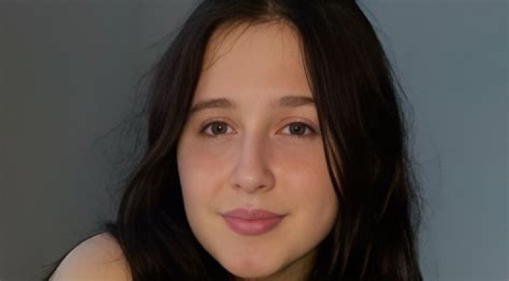 Zoe Winters Age, Wiki, Biography, Height, Husband, Instagram
